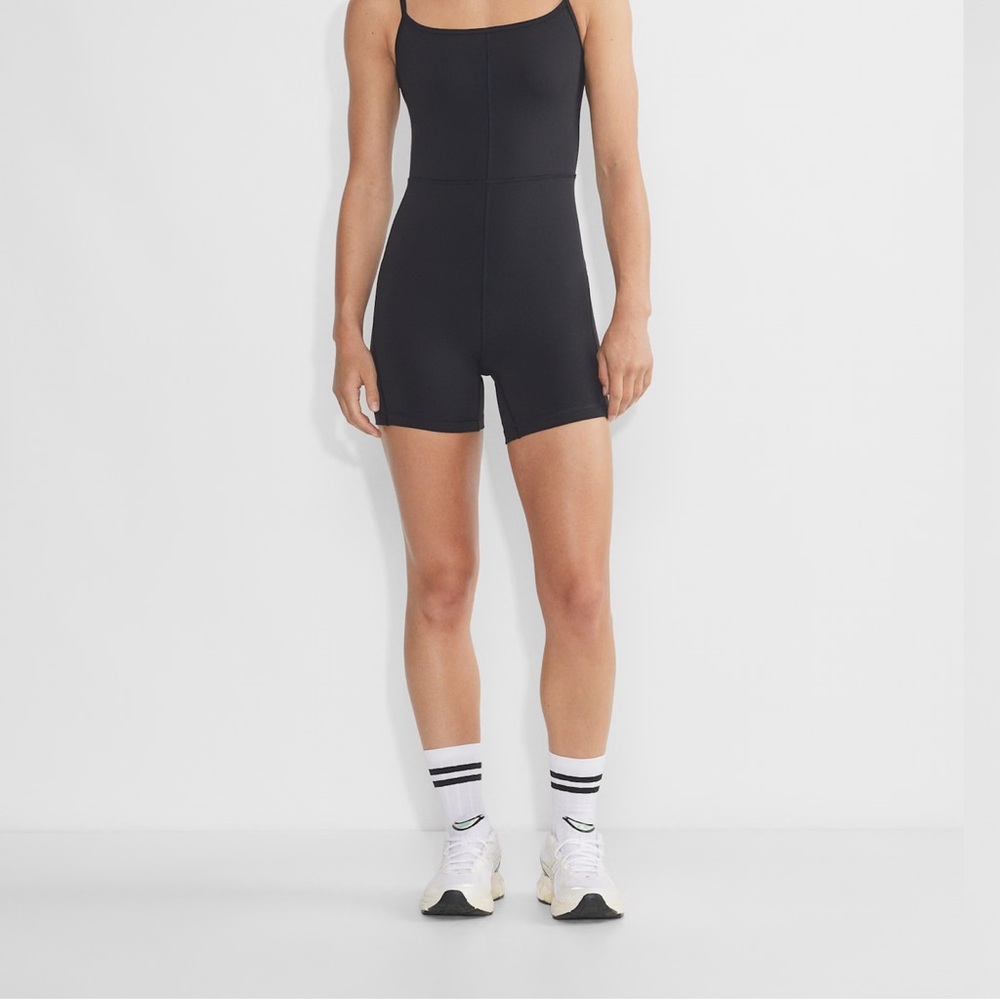 Aritzia Wilfred Black Bike Shorts